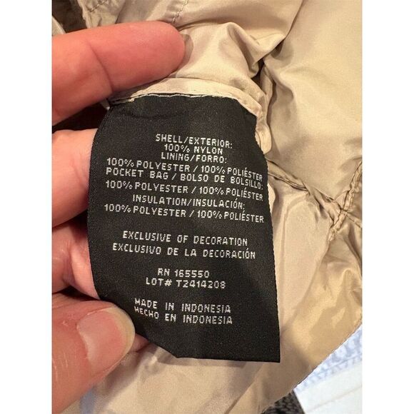 32 Degree Heat Women's M Silver Puffer Vest Lightweight Winter Casual - Picture 8 of 8